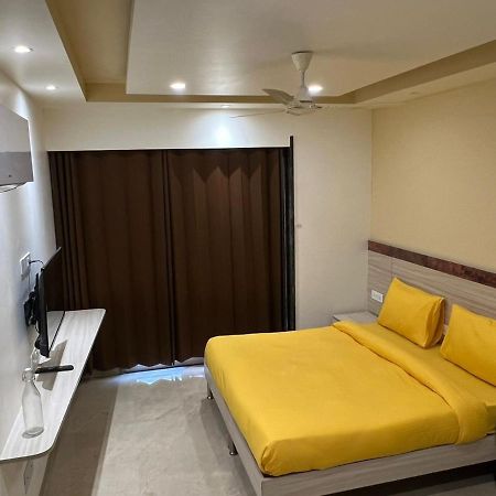 Windchime 853 Hotel Gurgaon Exterior photo